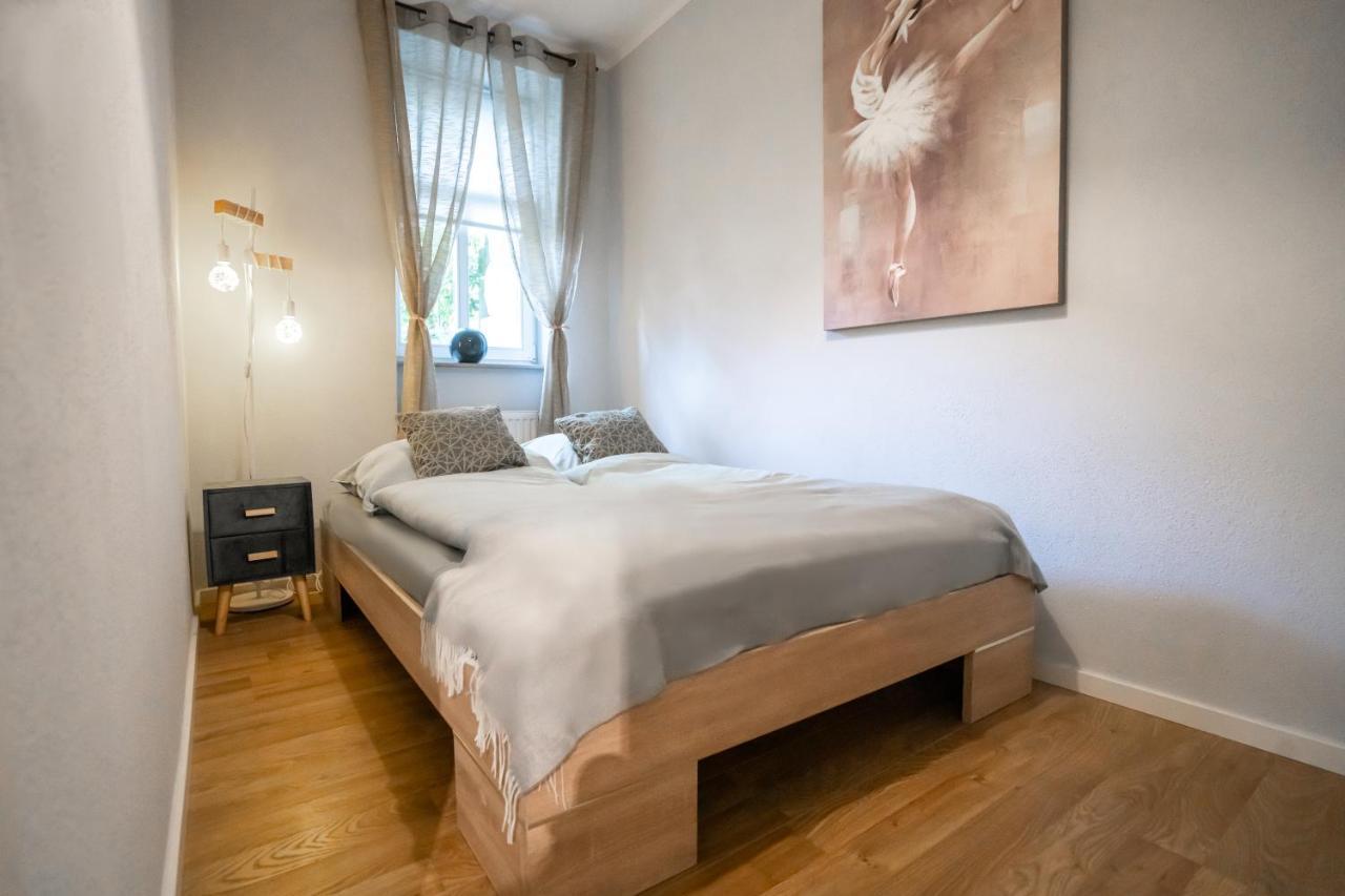 Toni Charming Apartment Im Idyllischem Villenviertel Mit Netflix Dresda Exterior foto