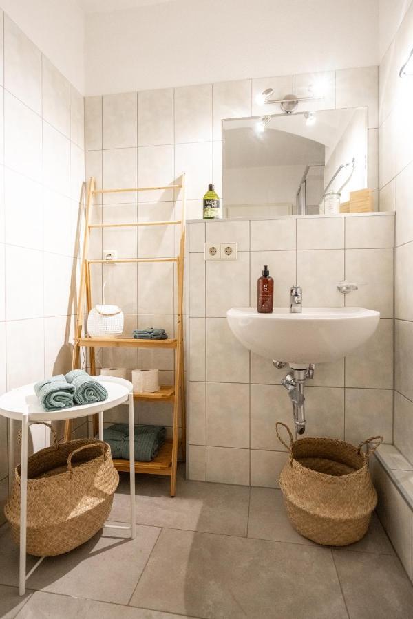 Toni Charming Apartment Im Idyllischem Villenviertel Mit Netflix Dresda Exterior foto